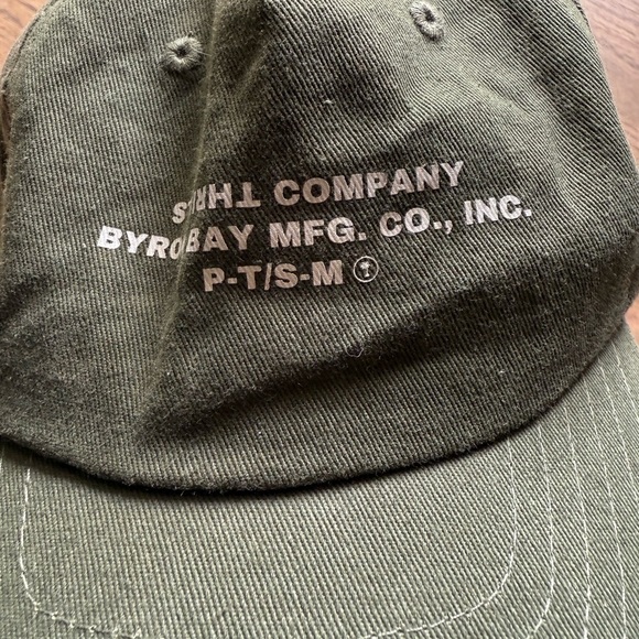 Vintage-Inspired Military Cap in Jungle
Army Green - Thrills Co.vintage - Picture 2 of 4